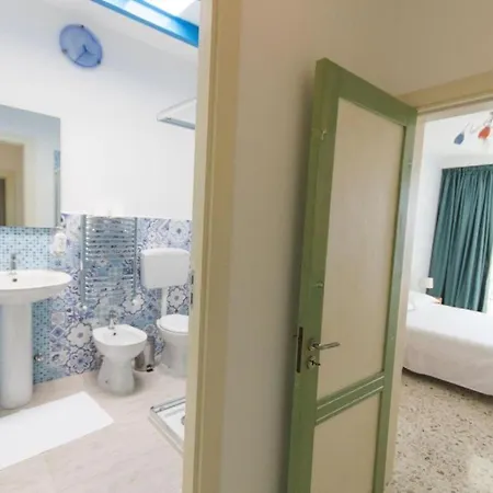 Balcone Sul Mare Di Castro